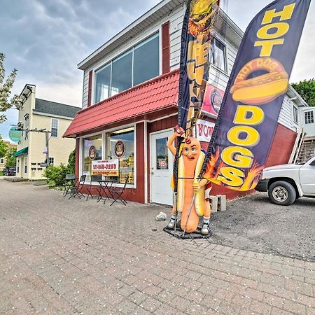 Walkable St Ignace Condo With Lake Huron Views Saint Ignace Exterior photo