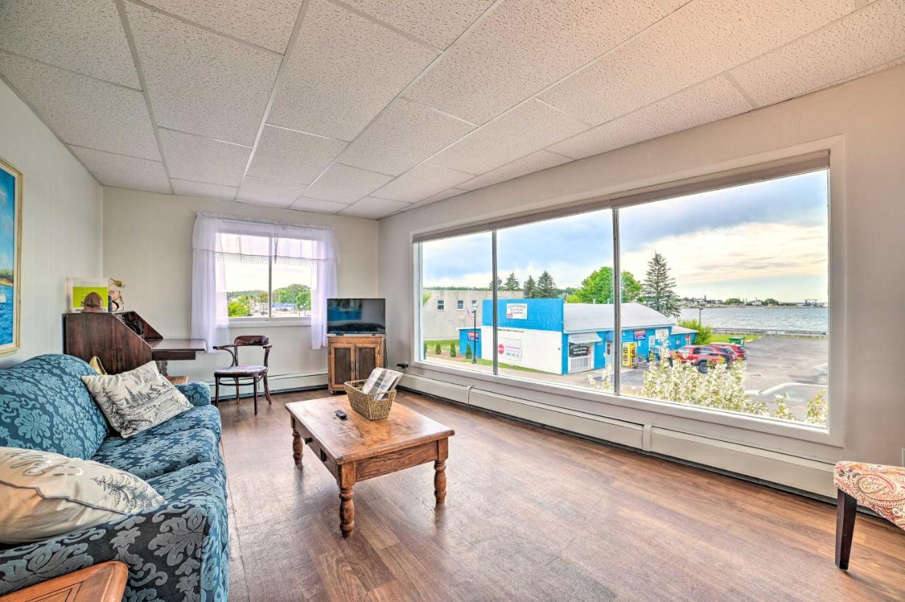 Walkable St Ignace Condo With Lake Huron Views Saint Ignace Exterior photo