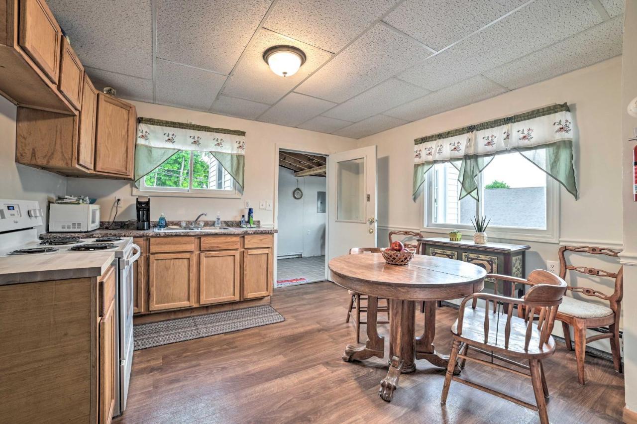 Walkable St Ignace Condo With Lake Huron Views Saint Ignace Exterior photo